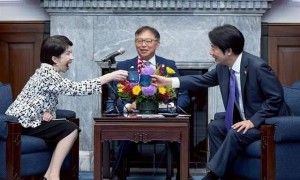 台当局备战台海冲突，福建舰精准踩点，海峡已现解放军身影